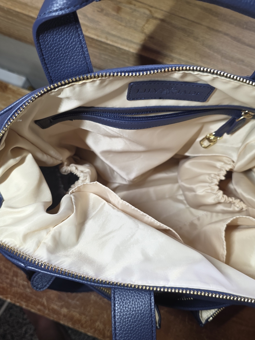 Lily Jade Caroline Navy Blue Pebbled Vegan Leather Convertible Diaper Bag/Tote👜 - Picture 5 of 16